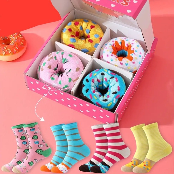 Polo by RL Easter Rabbit Playful Flirtatious Easter Message Socks - Picture 1 of 16